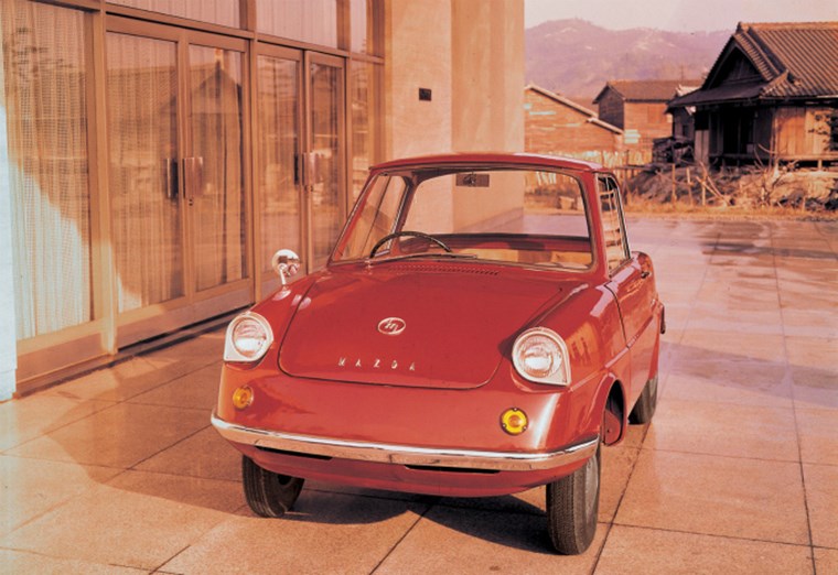 Το Mazda R360 Coupe δείχνει τον δρόμο σε κάθε microcar