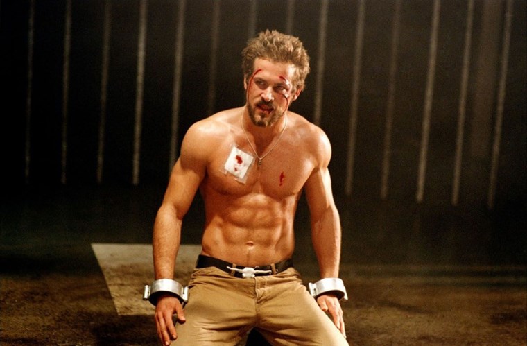 Ryan Reynolds six pack