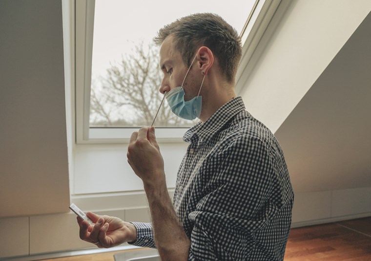 Κορονοϊός: 3.833 νέα κρούσματα