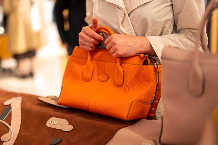 Η θρυλική TOD'S Di Bag και η τέχνη της χειροποίητης κατασκευής