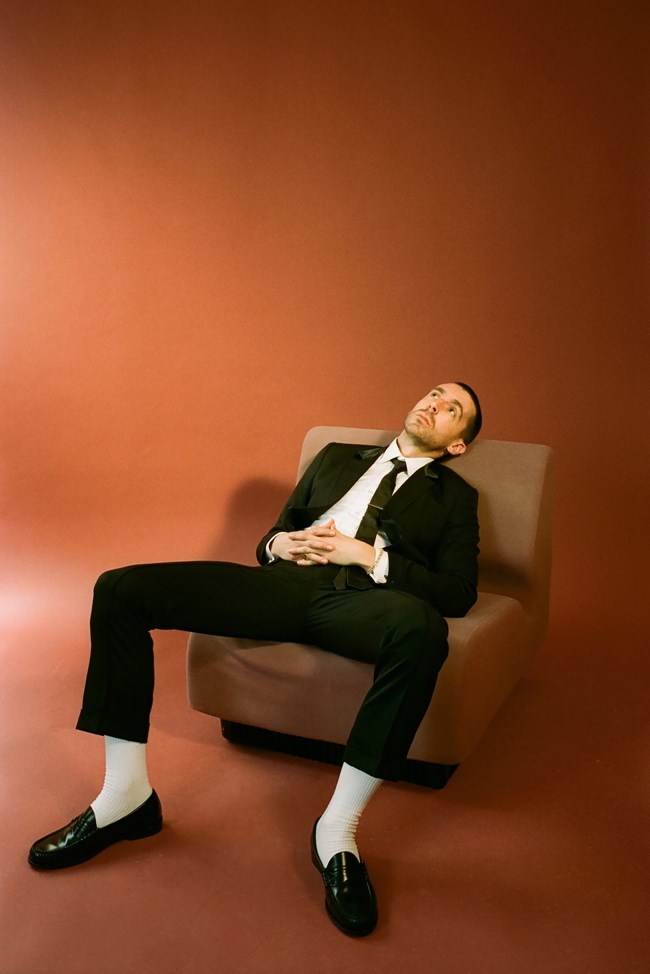 O Miles Kane και η ανεπιτήδευτη απλότητα του rock'n'roll