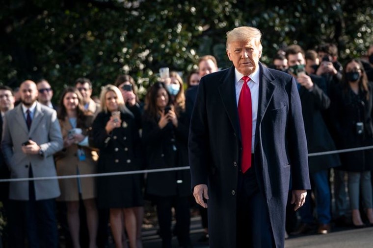Σε άλλα νέα, έτοιμο τo social network του Donald Trump
