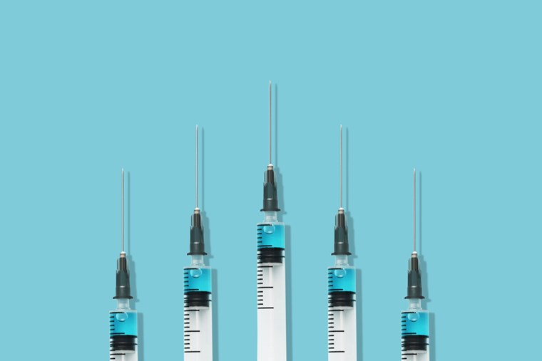 Pfizer, BioNTech και Moderna βγάζουν $1.000/δευτερόλεπτο χάρη στα εμβόλια