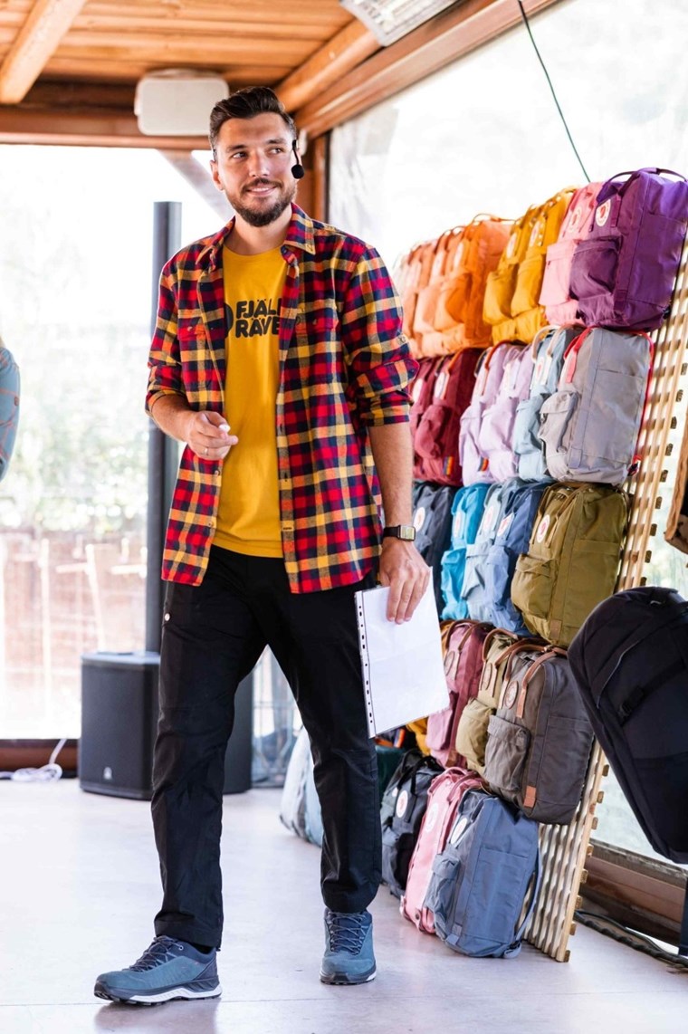 Τα αγαπημένα μας ρούχα για το χειμώνα φέτος κατάγονται από τη Σουηδία