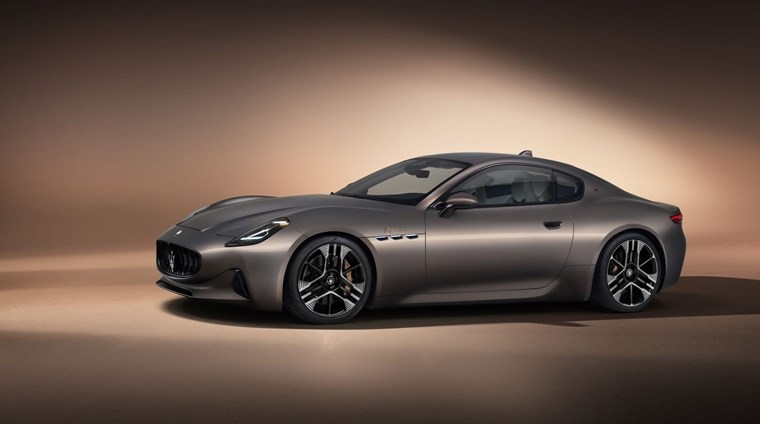 Η νέα Maserati GranTurismo μας πάει παντού