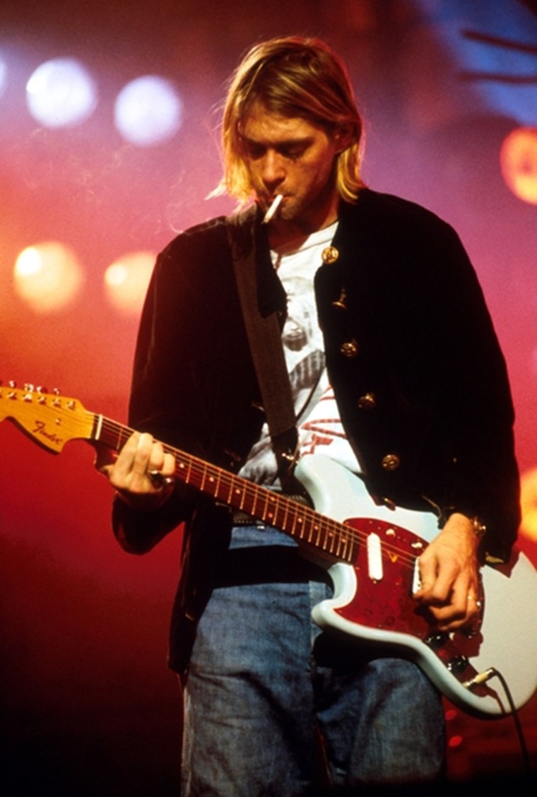 Στο 'σφυρί' κιθάρες των Eric Clapton και Kurt Cobain