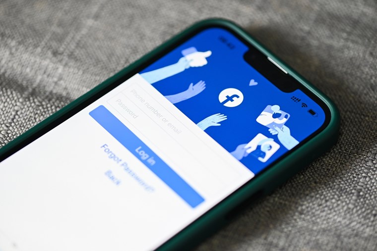Το Facebook έχει βάλει στο μάτι τη Gen Z - και δεν κάνουμε πλάκα