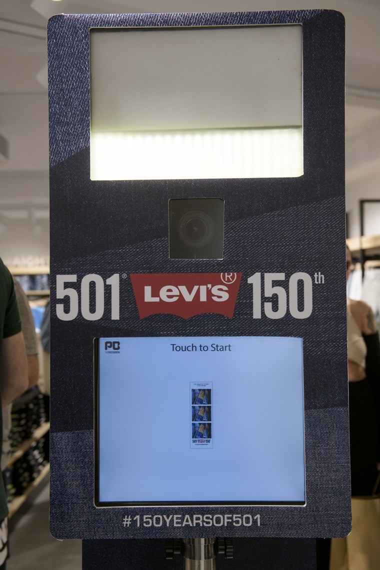 Levi's
