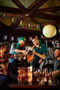 Ουίσκι, μπύρες και cocktails για την St. Patrick's Day