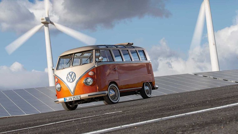 Η ηλεκτρική αναβίωση του θρυλικού van της Volkswagen e-Bulli