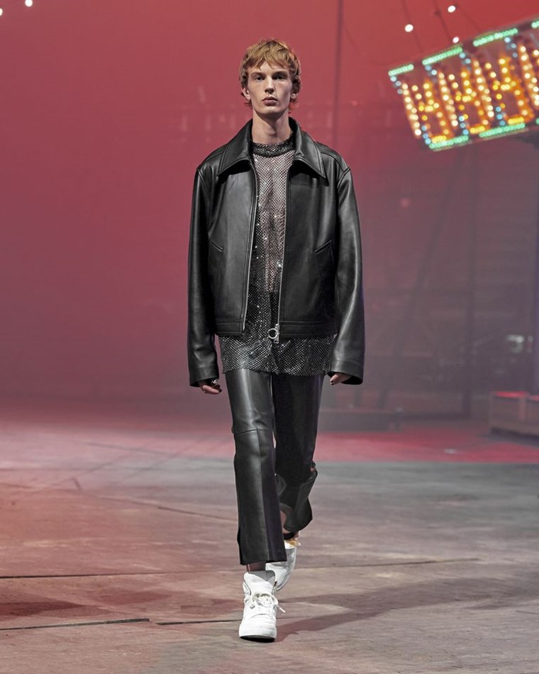 MEN'S RUNWAY LOOK