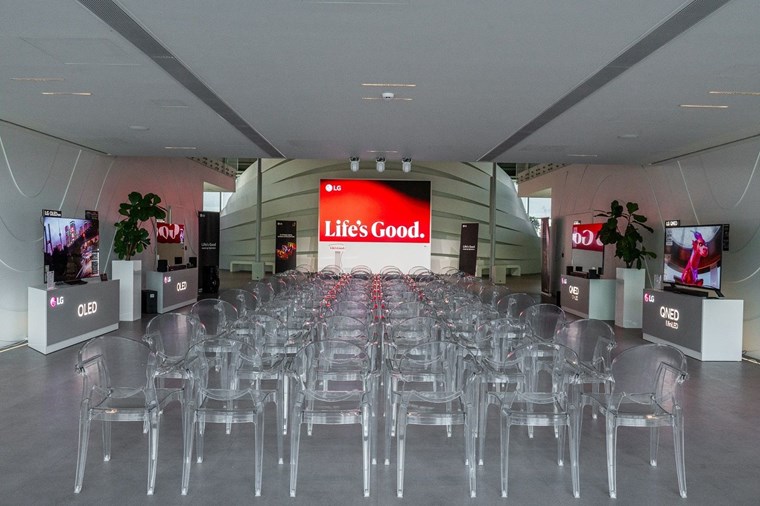 LG