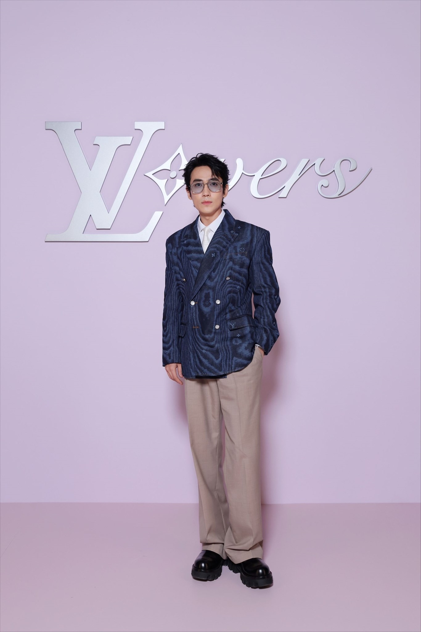 ZHU YILONG