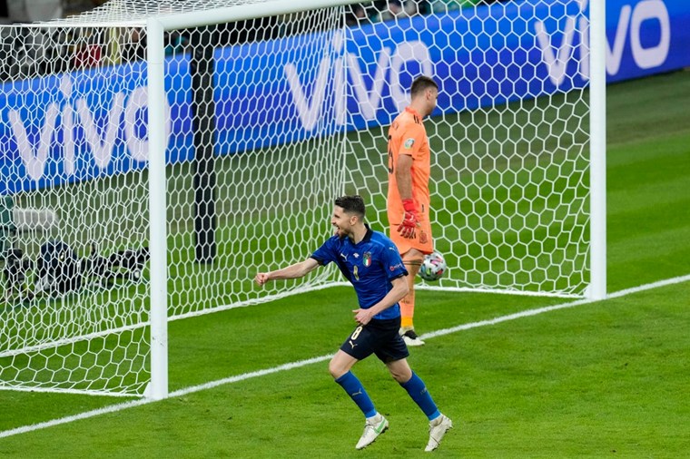 Αξίζει τη Χρυσή Μπάλα ο Jorginho;