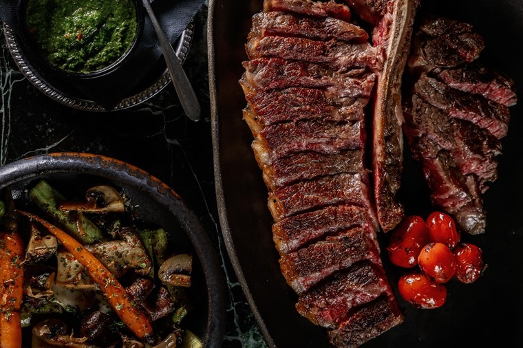 H La Meat Maison επικεντρώνεται στην αριστεία και την ποιότητα του κορυφαίου κρέατος
