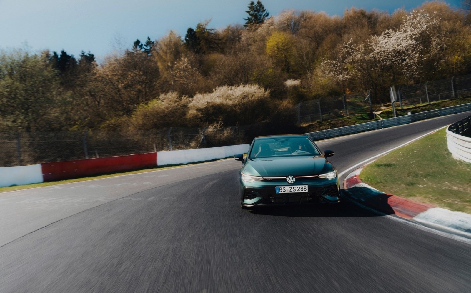 Volkswagen Golf GTI Edition 50
