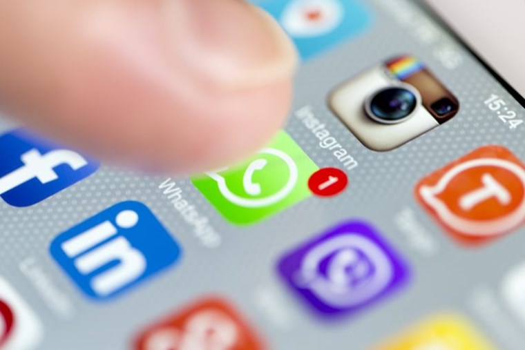 Το κόλπο για να κάνεις save τα μηνύματα του WhatsApp
