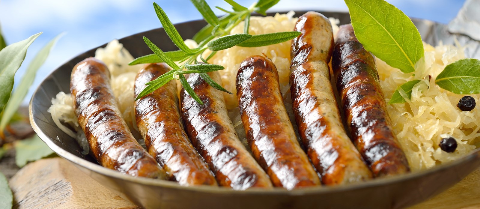 Λουκάνικα Bratwurst