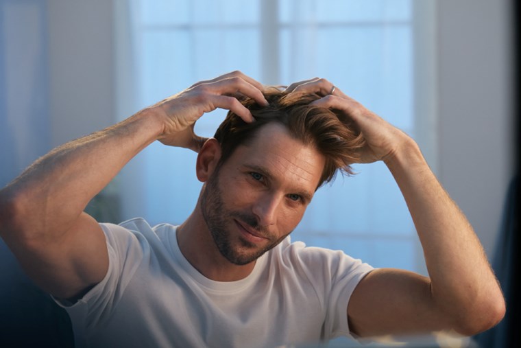 Πώς να προλάβεις πραγματικά την τριχόπτωση