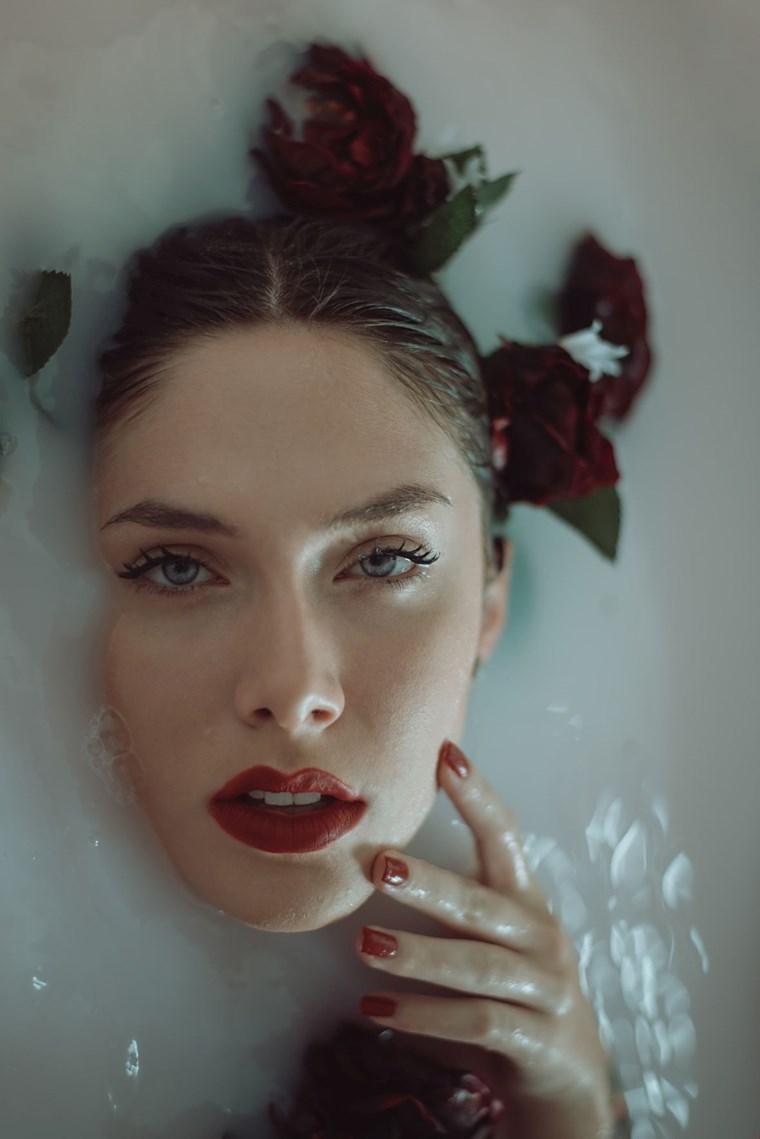 Είναι η Αφροδίτη Λιάντου η Ελληνίδα Lana Del Rey;