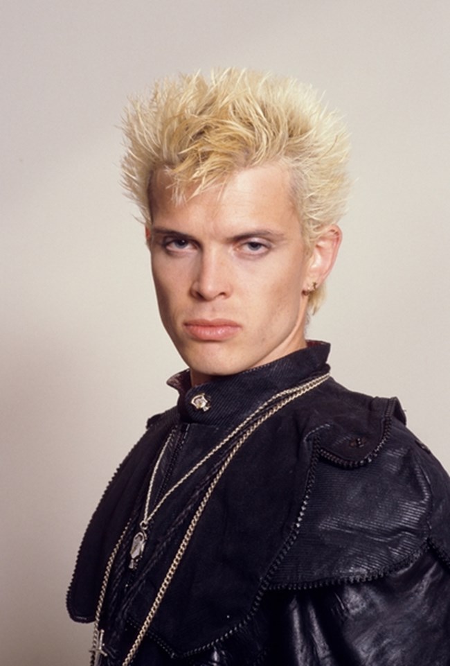 Όταν ο Billy Idol ηχογραφούσε μαστουρωμένος το Dancing with Myself