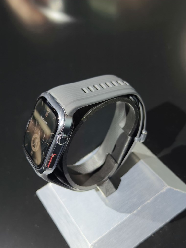 Huawei Watch D2