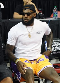 Οι χρυσές business του LeBron στο Λος Άντζελες