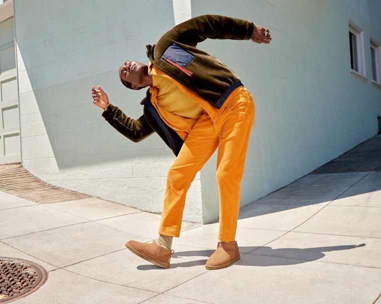 Ugg, οι μπότες που πρωταγωνιστούν στα αντρικά looks του χειμώνα