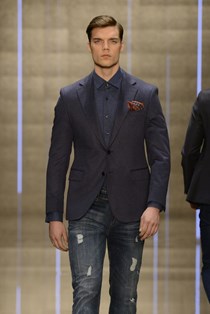 Στιλιστικοί κανόνες για τον συνδυασμό blazer με τζην παντελόνι