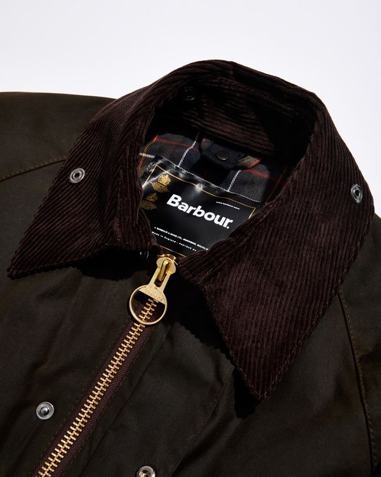Οι λόγοι που λατρεύουμε το κλασικότερο jacket της Barbour