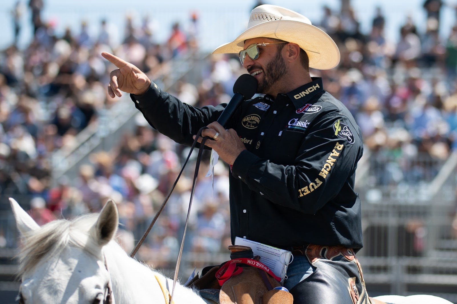 Aέρας Cowboy στην Έρημο: Τι είναι το Desert Rodeo που έκανε ντεμπούτο στην Καλιφόρνια