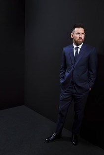 Οι καλοντυμένοι ποδοσφαιριστές των φετινών FIFA Football Awards