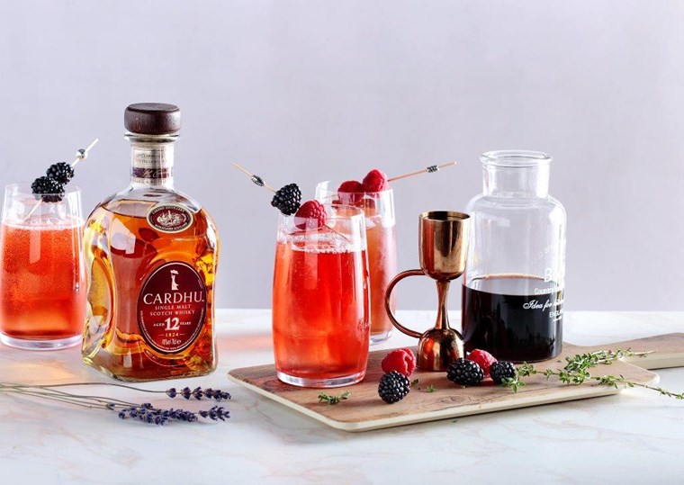 Τα πιο αναπάντεχα Spring cocktails περιλαμβάνουν Cardhu και άλλα δύο υλικά