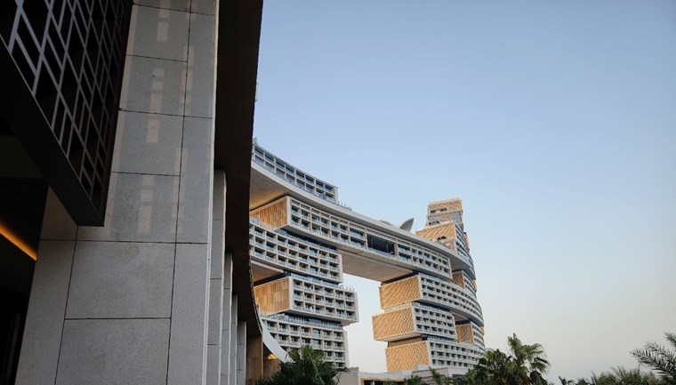 The Atlantis Royale