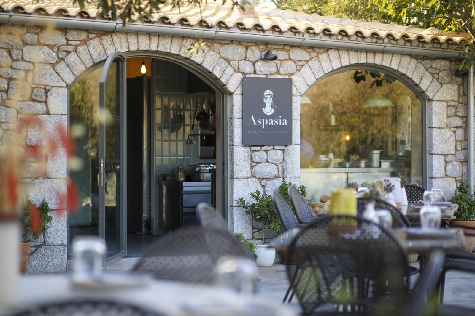 Η μανιάτισσα Σταυριανή Ζερβακάκου και οι απρόσμενες γεύσεις της για μια βραδιά στο Ark