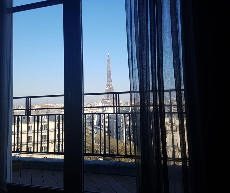 Γιώργος Λαμπρινός, ένας μοναχικός μπασίστας στον κόσμο του οσκαρικού μοντάζ