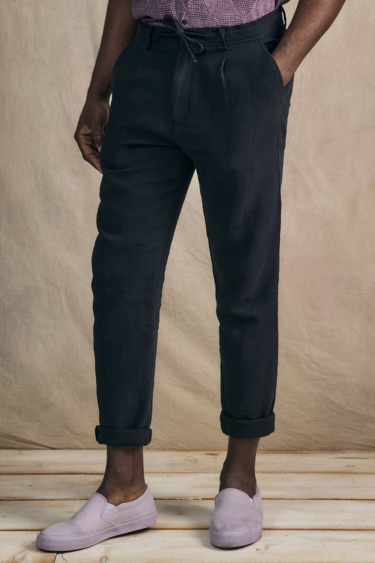 MODEL WEARING "DIRTY LAUNDRY" CLOTHES