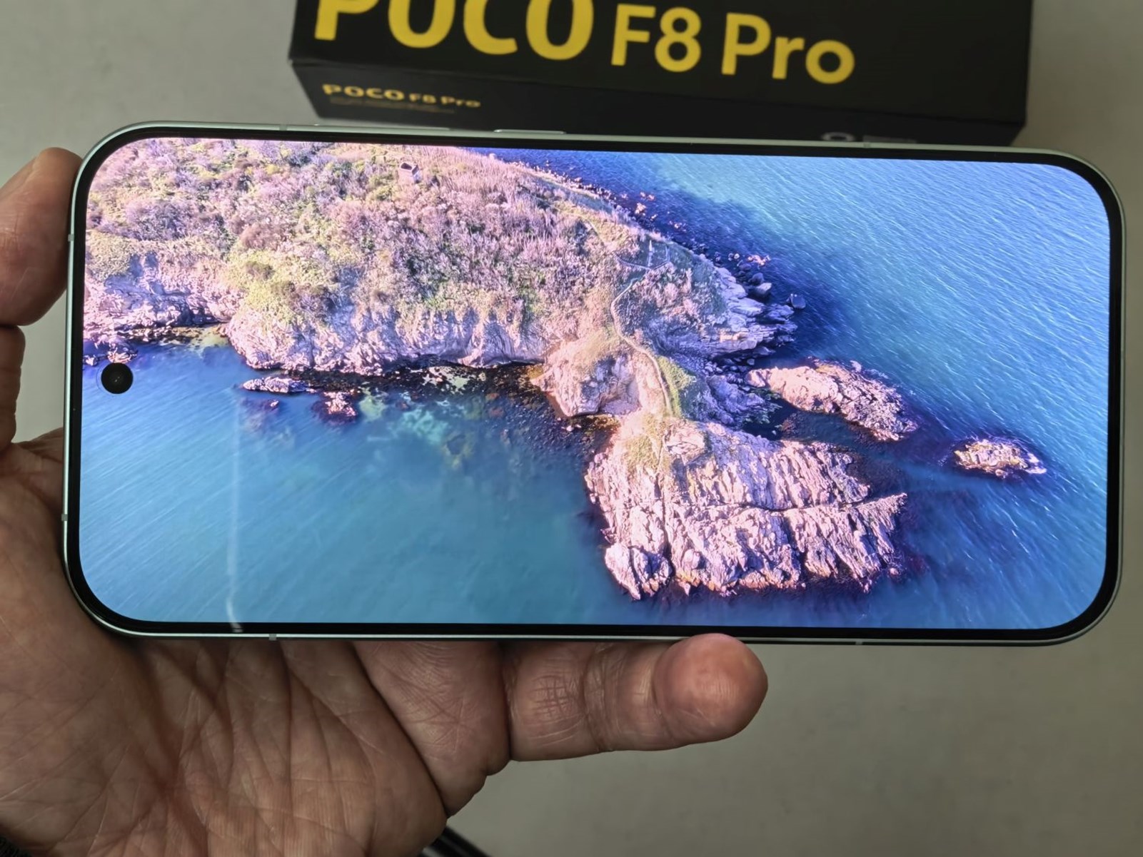 POCO F8 Pro