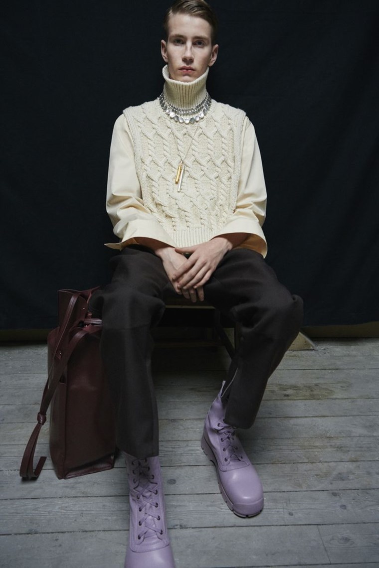 MALE MODEL