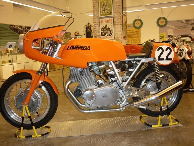 Laverda SF750, η βασίλισσα των 70s