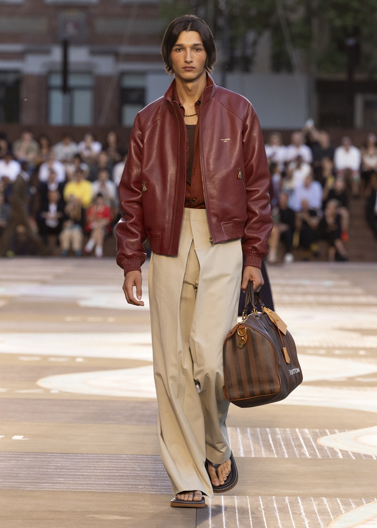 LOUIS_VUITTON