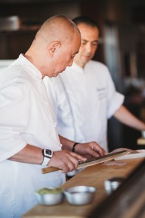 Nobu Matsuhisa, ο αυτοκράτορας της ιαπωνικής κουζίνας