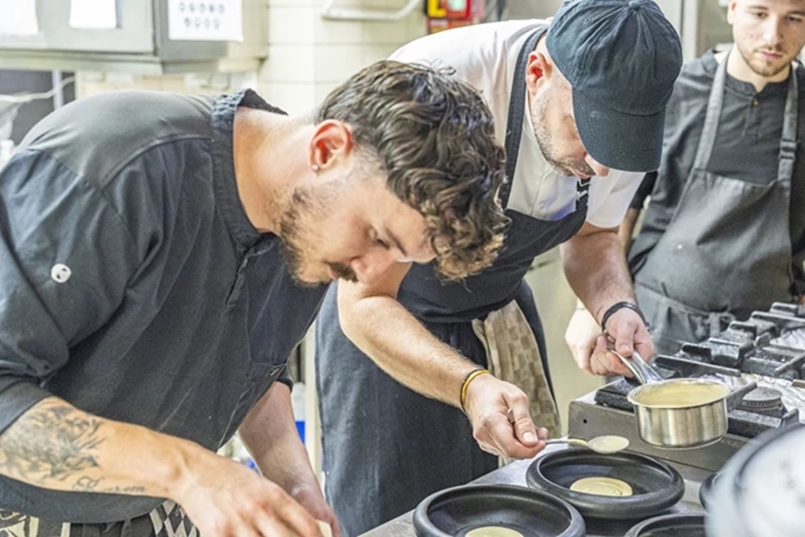 Νόστιμη απόδραση στη Ρόδο μέσω Γλυφάδας, με το εξαιρετικό 'Hellas' 7