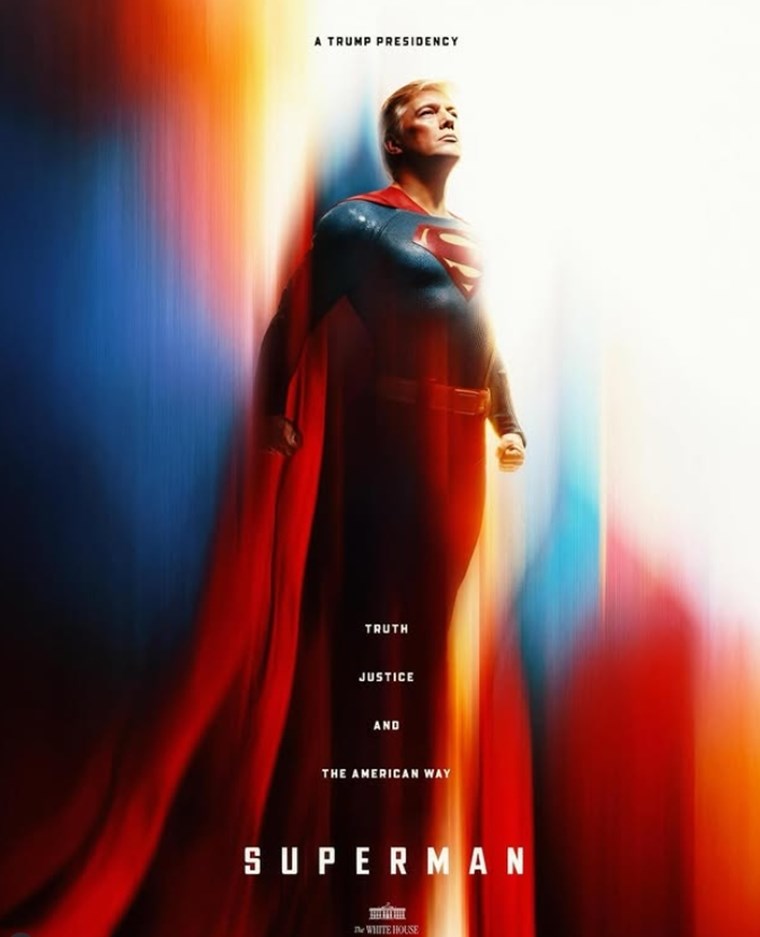 O Donald Trump 'ντύθηκε' Superman και είναι ό,τι πιο cringe είδαμε τελευταία