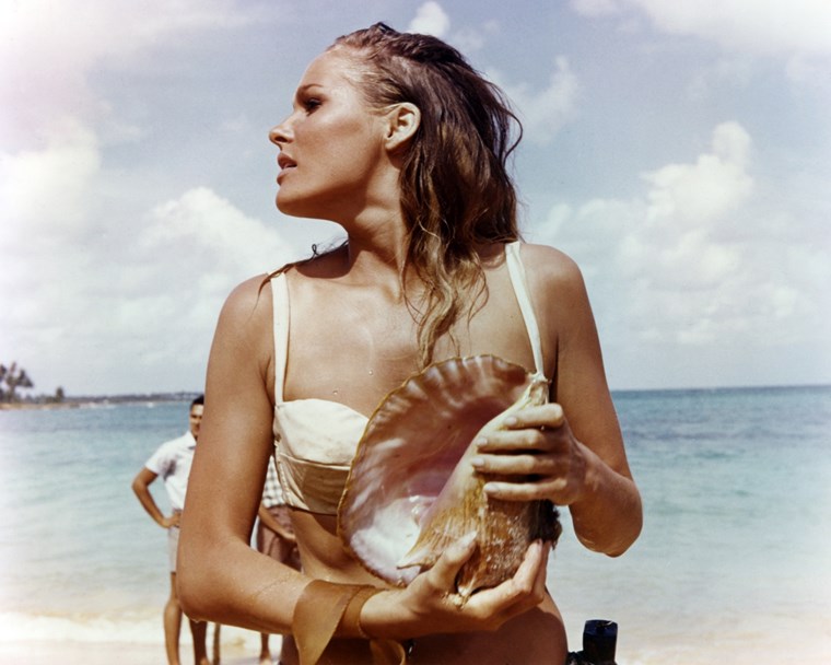 Ursula andress