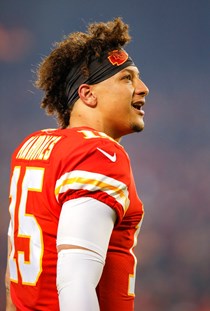 ΠΑΤΡΙΚ ΜΑΧΟΜΣ 1