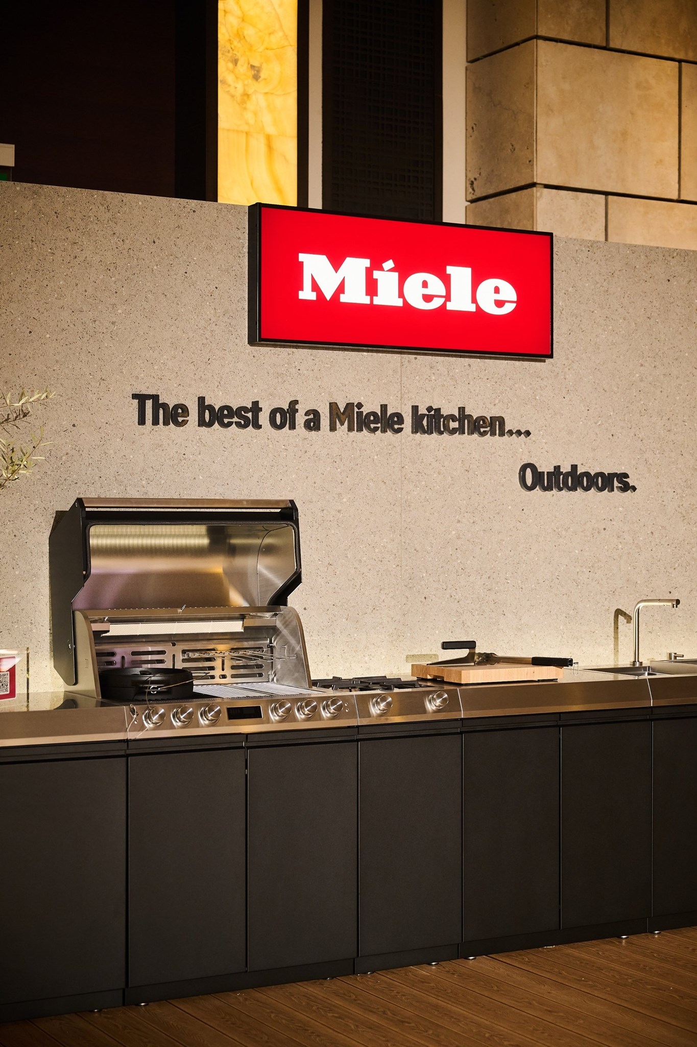 Η νέα φιλοσοφία του outdoor cooking έχει την υπογραφή της Miele
