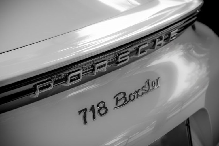 Porsche 718 Boxster: Το απόλυτο sports car για την πόλη