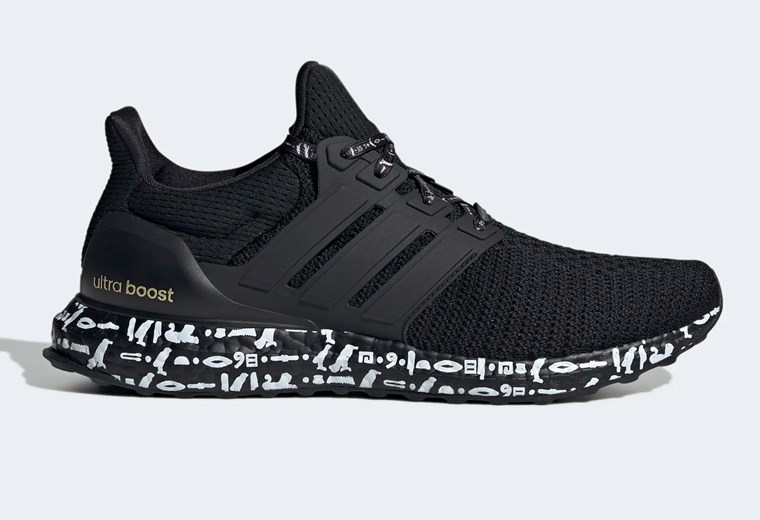 Μαύρα sneakers για το δεύτερο μισό του 2022