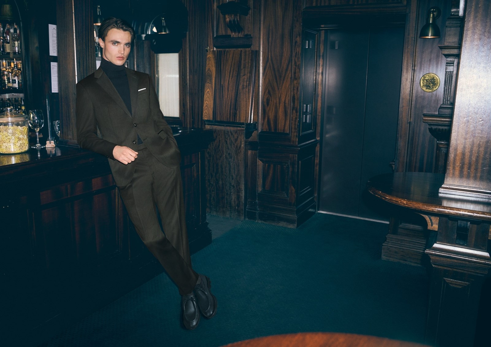 Joop: Η λονδρέζικη αισθητική που ορίζει τη νέα ανδρική μόδα